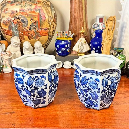 Cachepot em cerâmica chinesa. (Cada)