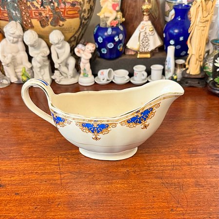 Molheira em antiga porcelana Inglesa.
