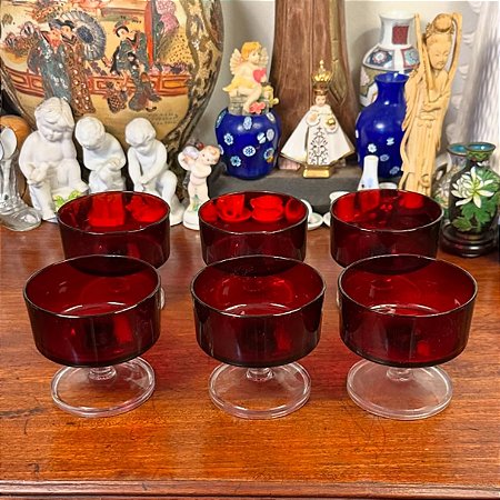 Conjunto com 6 taças francesas Luminarc.