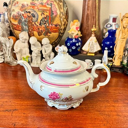 Elegante bule em antiga porcelana Schmidt.