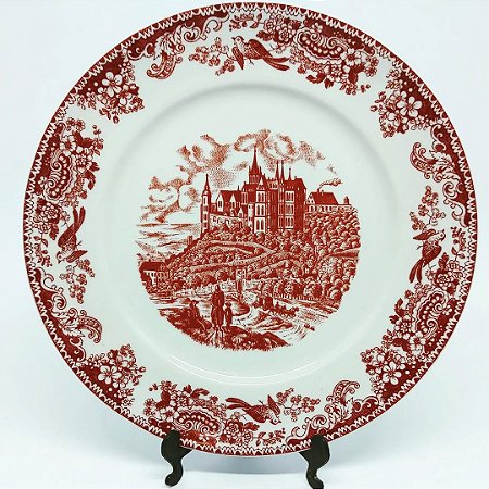 Antigo prato em porcelana Real.