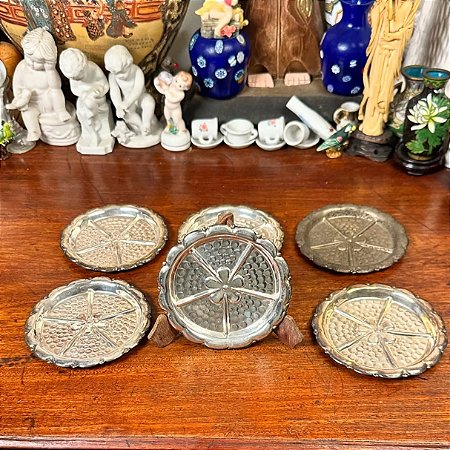 Conjunto de 6 porta-copos antigos.