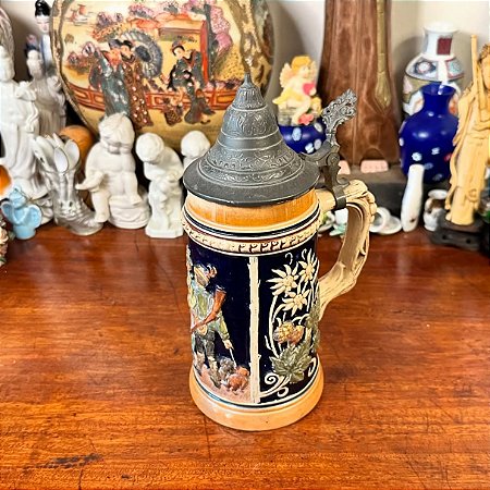 Antiga caneca alemã Tankard.