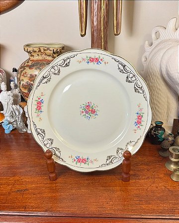 Grandioso prato em porcelana KPM.