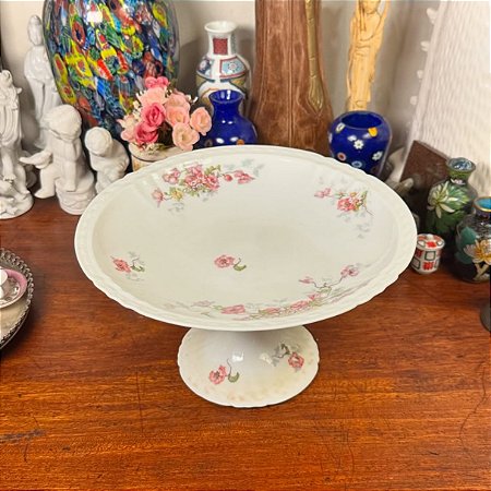 Prato em porcelana francesa Limoges.