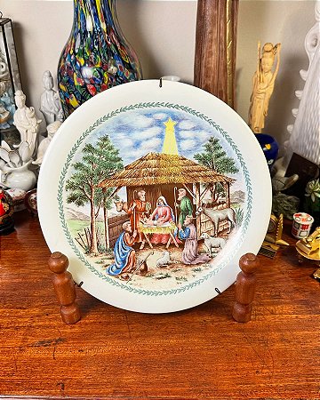 Prato decorativo em antiga porcelana Schmidt.