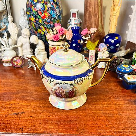 Bule em antiga porcelana alemã Alpete.