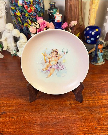 Pratinho decorativo em porcelana.