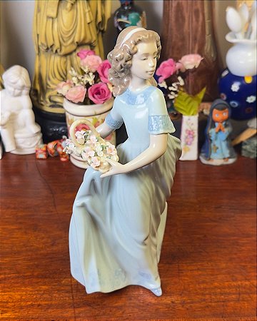 Escultura Encantadora em Porcelana Lladró.