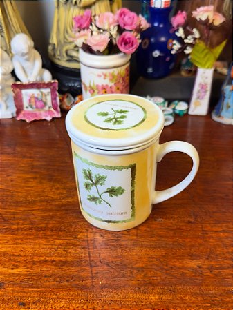 Caneca infusora em porcelana, Gallery.