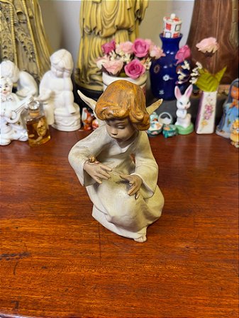 Escultura em gres da marca espanhola Lladró.