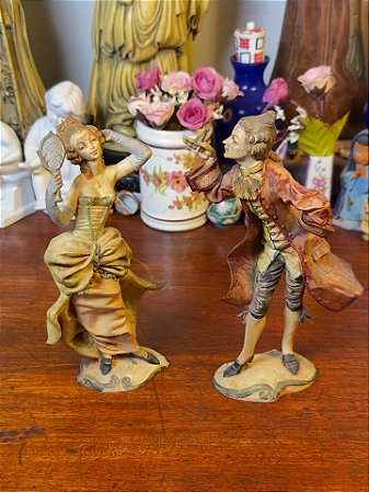 Casal Fidalgo em resina italiana Depose.