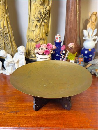 Centro de mesa em bronze chinês.