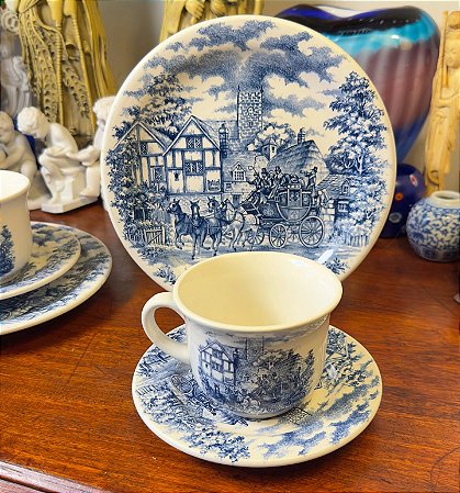 Conjunto de chá e sobremesa Oxford.