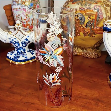 Belíssimo vaso pra flores em cristal.