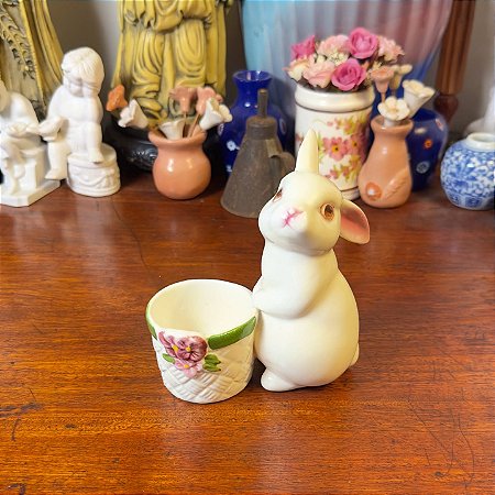 Antigo Porta Ovos Avon.