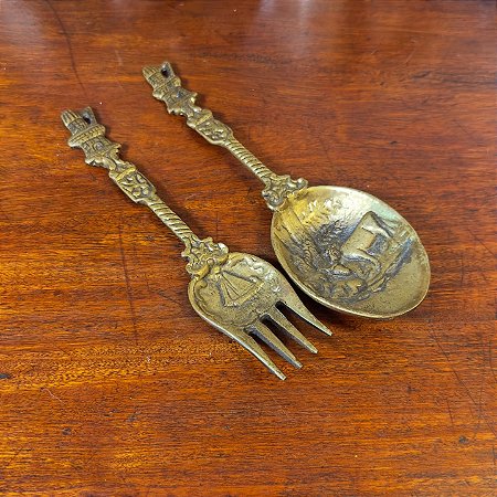 Par de colher e garfo em bronze