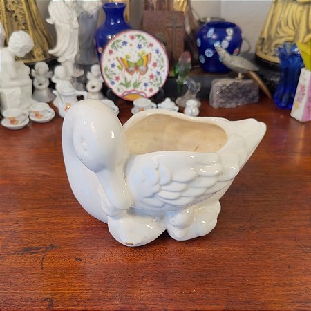 Pequena Floreira Avon, no formato Cisne, ano 1984.