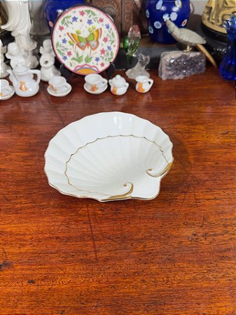 Despojador/Saboneteira em Porcelana Emrich.