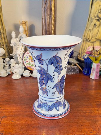 Vaso Porcelana Presentti Italy Style.