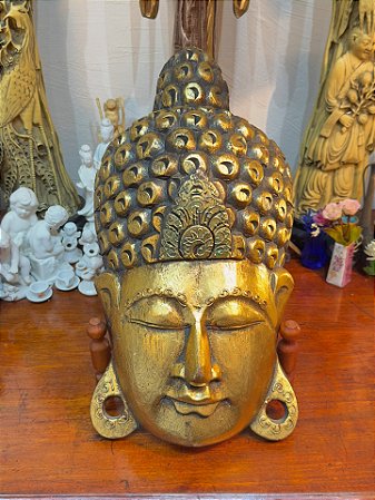 Máscara de Buda em Madeira.