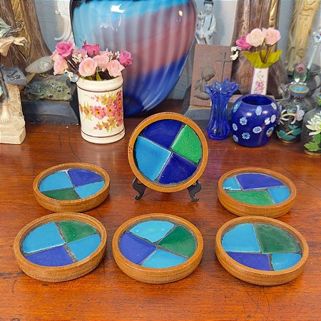 Porta-copos em Madeira e Cerâmica