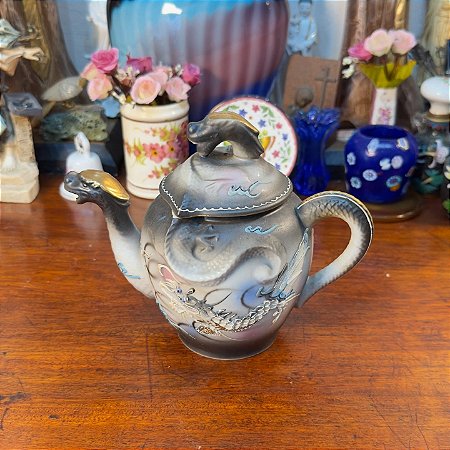 Bule De Chá Japonês Dragonware Moriage.