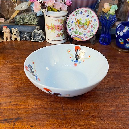 Tigela em Porcelana Porcelanarte Paraná.