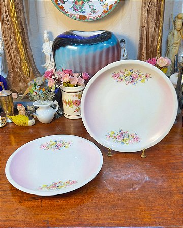 Par de Pratos de Sobremesa Porcelana Real — De Mello Rio Studio (Anos 50/70)