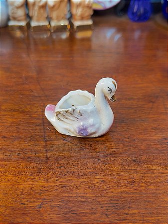 Miniatura Cisne em Porcelana.