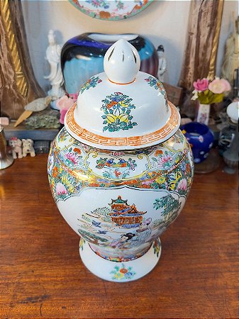 Potiche em Porcelana Chinesa Família Rosa