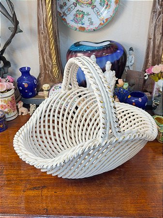 Antiga Cesta Centro de mesa em Cerâmica Entrelaçada.
