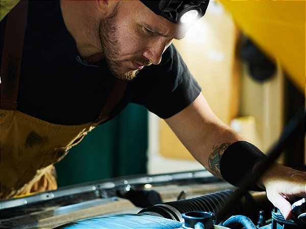 Lanterna Led De Cabeça Face Recarregavel