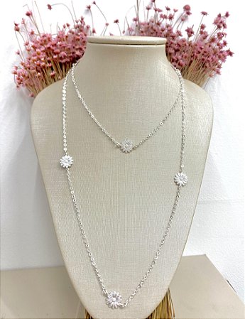 COLAR VENEZIANA 90CM COM MARGARIDAS