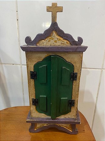 oratório em madeira de demolição artesanal