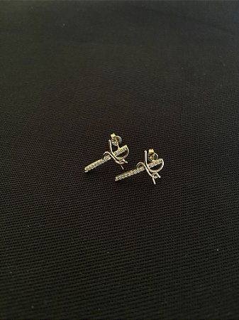 BRINCO FÉ BANHADO A OURO 18K