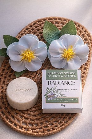 Shampoo solido de Argila Branca da Linha Radiance 90G