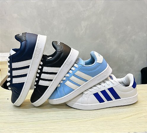 Tênis adidas Court Clássico