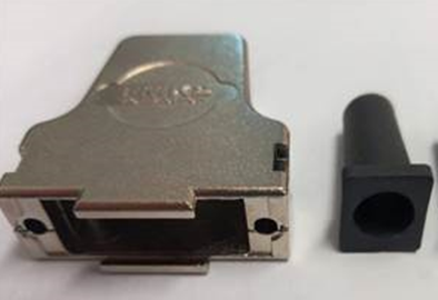 Capa Metálica FMK2  Para Conector DB15. Saída 45° Kit Curto