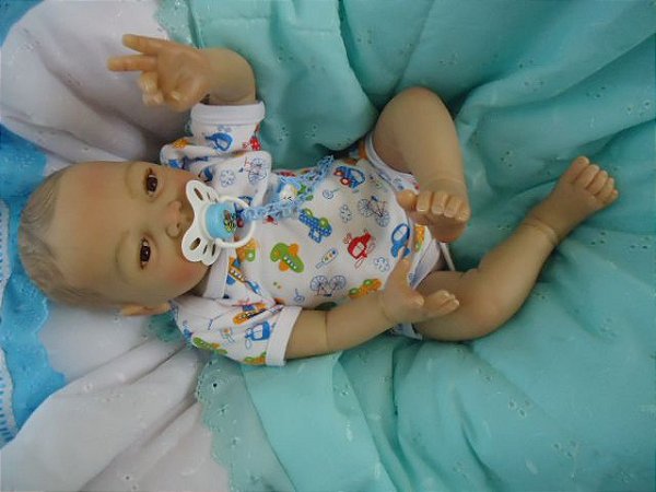 Bebê Reborn, menino, com 2,4 kg e 52 cm aproximadamente, cabelos pintados