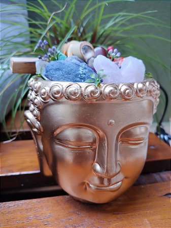 Fonte no Buda -  dourado