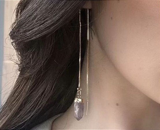 Brinco Transpassado Ametista Dourado - Antialérgico