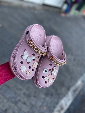 Babuche plataforma luxo