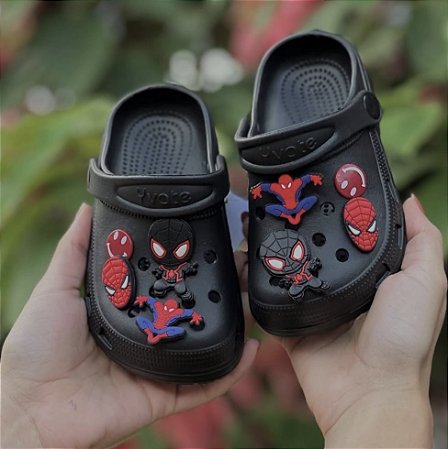 Crocs homem aranha 🕷️