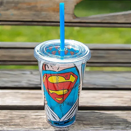 Copo com Tampa e Canudo Superman 550ml DC Comics - 01 Unidade -