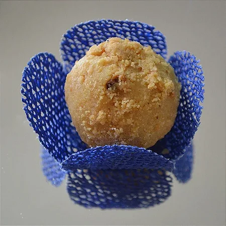 Forminha para Doces Finos - Caixeta Tela Azul Royal - 50 unidades - MaxiFormas