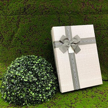 Caixa de Papel para Presente Tampa e Laço Cinza - 36 cm x 26 x 7 cm - 1 Unidade - Rizzo Confeitaria
