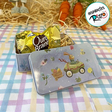 Lata de Metal Retangular de Páscoa - Coelho de Carro - 11,5cm - 1 unidade - Rizzo