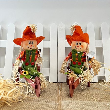 Enfeite Decorativo De Festa Junina De Mesa Espantalho Na Carriola - Laranja - 23x27cm - 1 unidade - Rizzo
