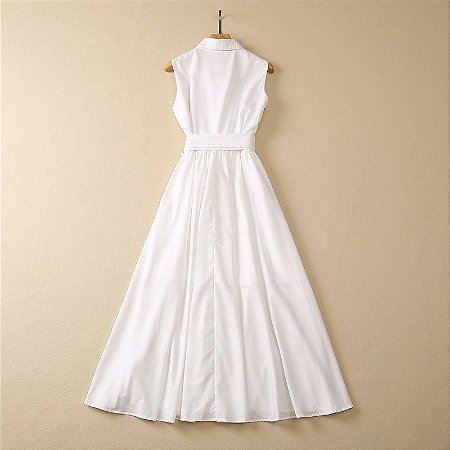 Vestido sem mangas com lapela de flores